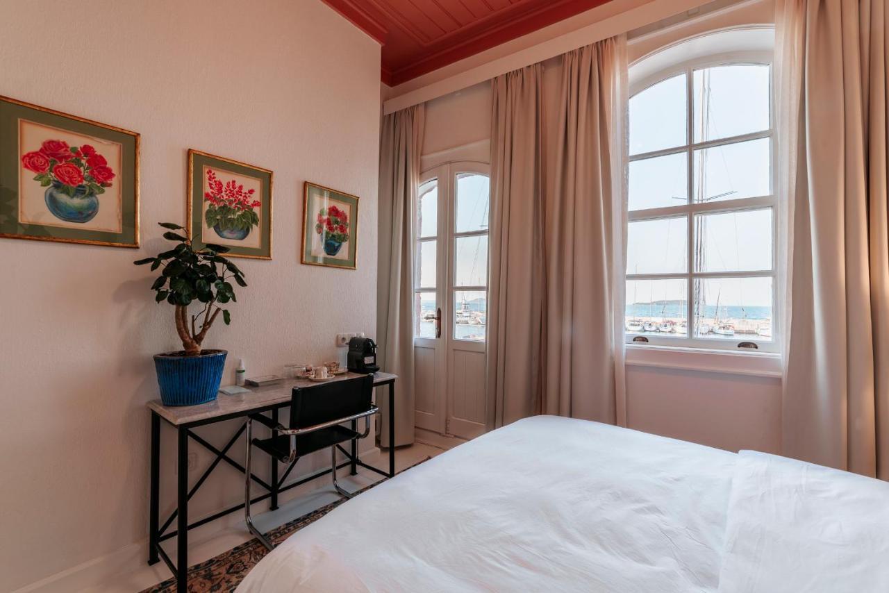 Guemruek Urla Hotel Eksteriør billede